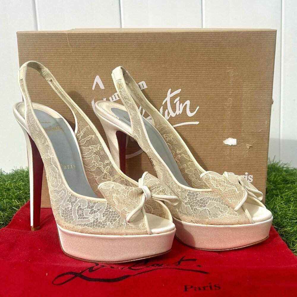 CHRISTIAN LOUBOUTIN EXCLU 140 PEEP-TOE SLINGBACK PUMPS IVORY LACE SATIN
